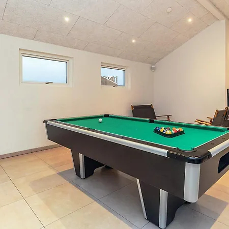 5 Star In Lokken-by Traum *