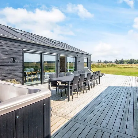 5 Star In Lokken-by Traum *